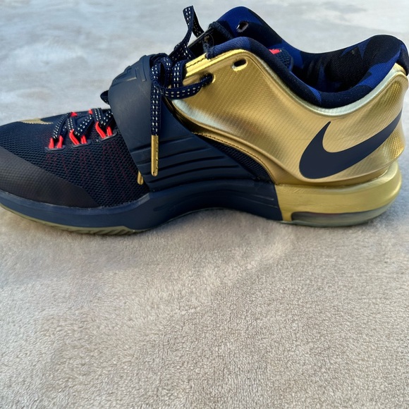 Nike KD - Picture 8 of 13
